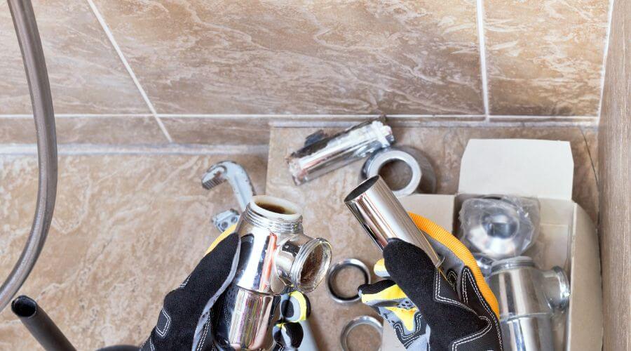 Professional gutter cleaning in Callaway, MD